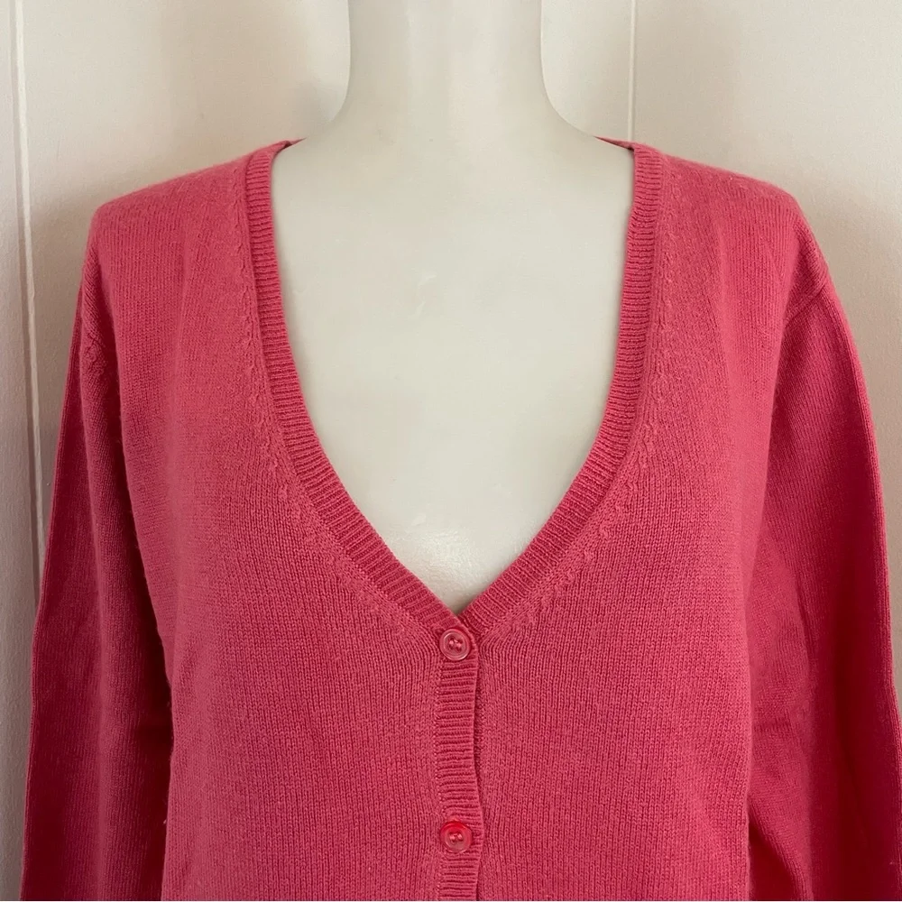 LL Bean Pink Cardigan Sweater Women’s M‎ Silk Cashmere Floral Knit V-Neck - Picture 4 of 8